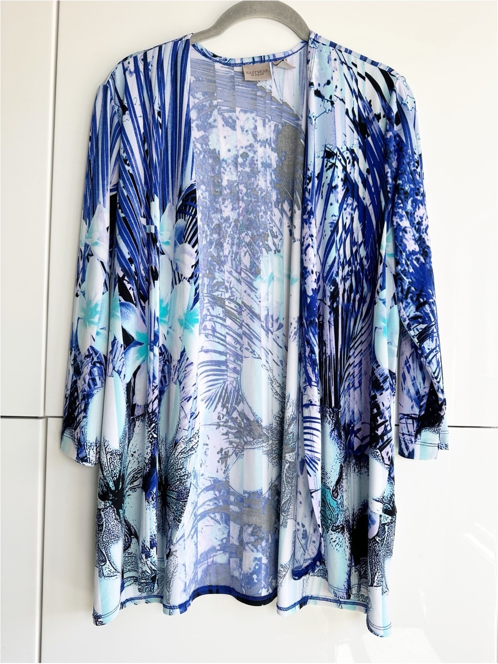 Chico’s Easywear Cardigan Blue Turquoise Tropical Floral Size 1 (M) Resortwear